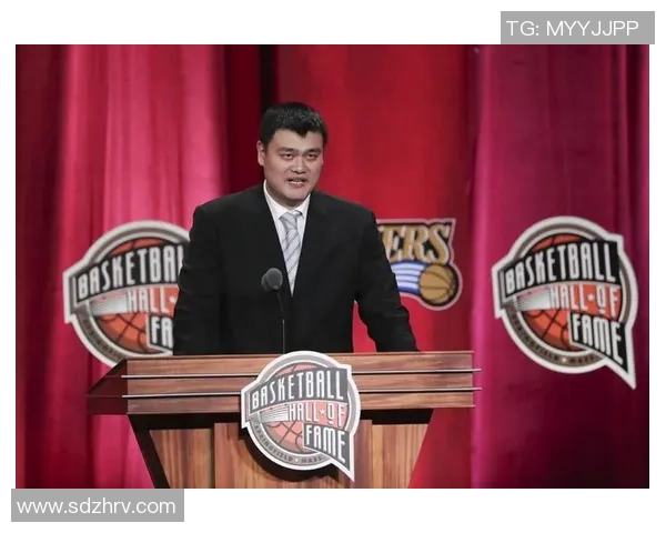 姚明的篮球生涯与成就全景回顾及其对中国篮球的影响分析